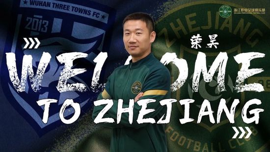 为了契合张小凡的前期人物设定，导演和武术指导为肖战设计了诸多;挨打的戏份，肖战在片场被反复拖拽，尘土飞扬